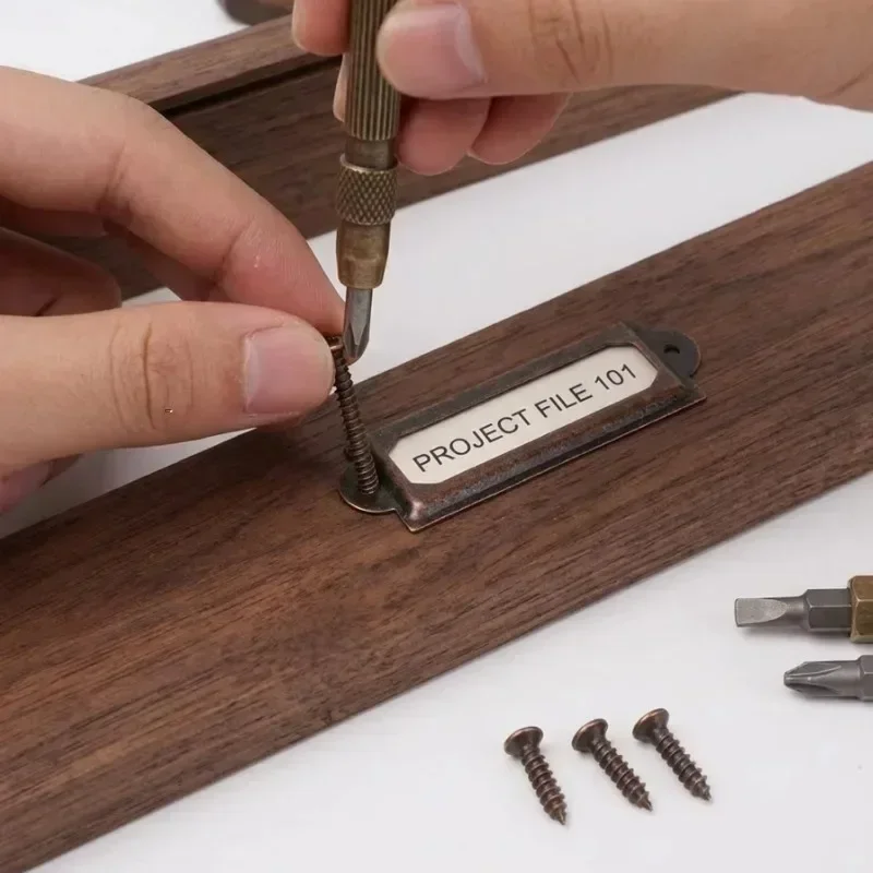 Metal Vintage Label Pull Handl - Furniture Hardware Names recension och pris